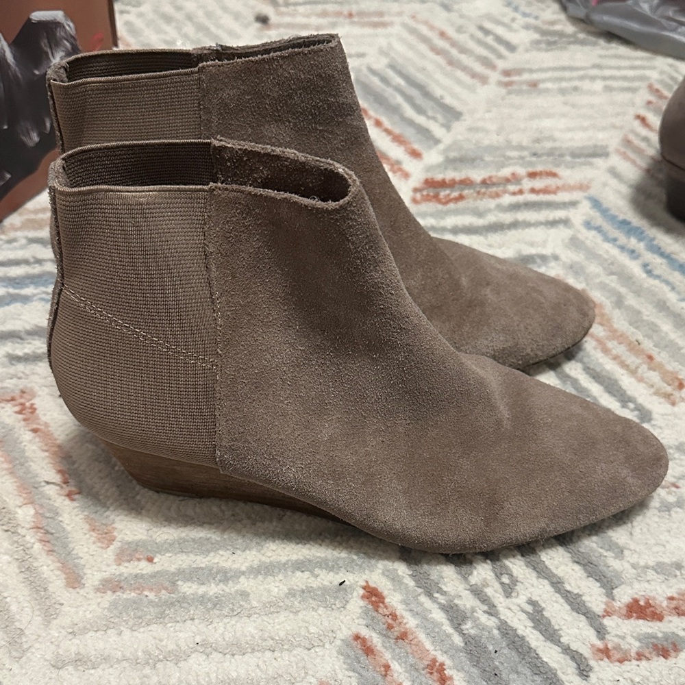 Sole Society Taupe Suede Ankle Booties